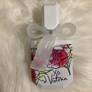 Victoria’s Secret xo, Victoria